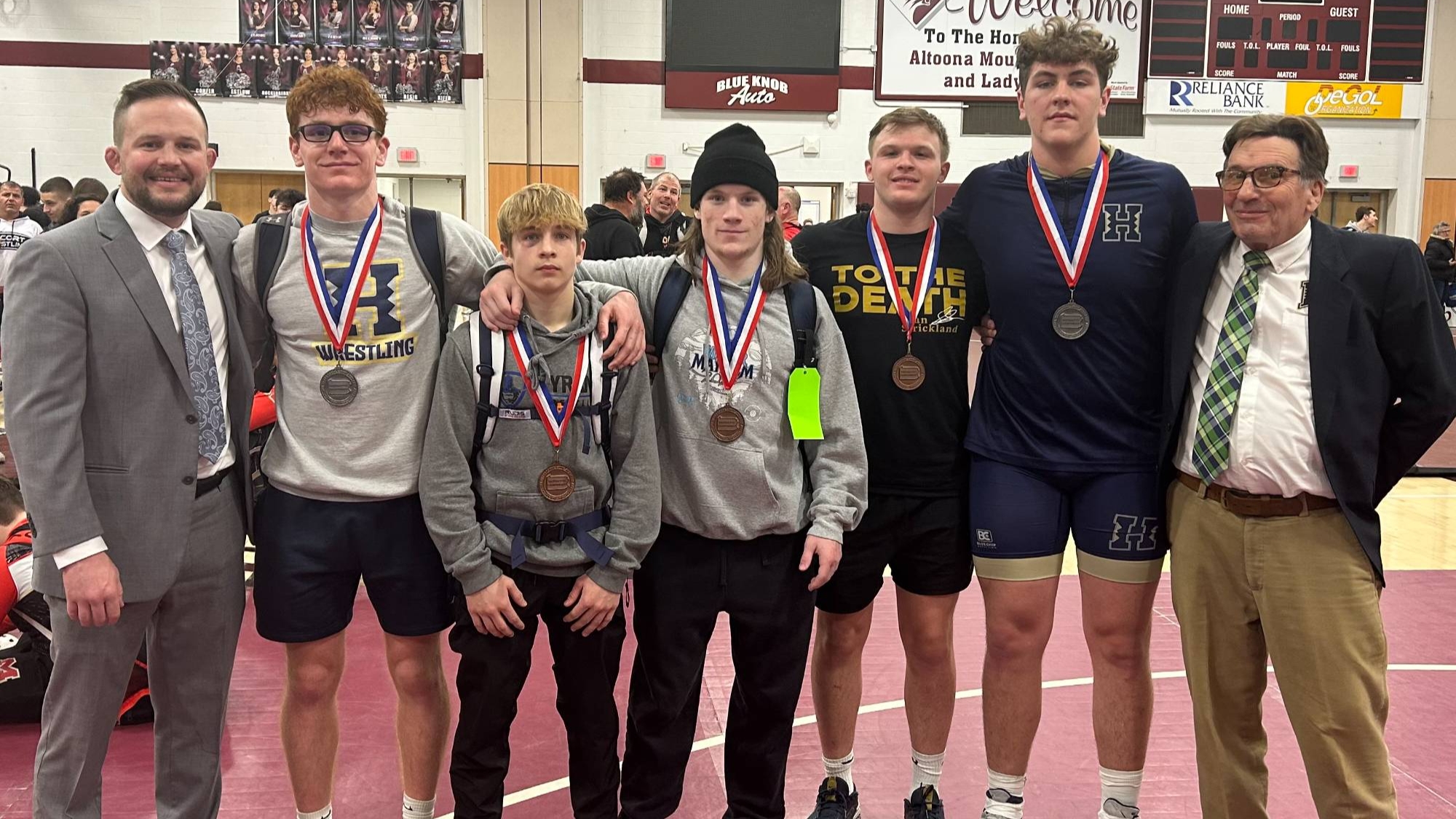 PIAA NW Regional Wrestling Qualifiers - Content Image for hollidaysburgareashs_bigteams_26317