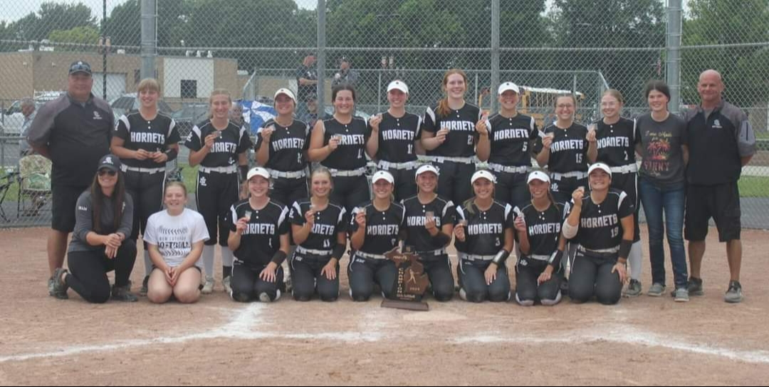 Softball Earns 1st Regional Championship Since 1997 - Content Image for newlothrophighschool_bigteams_17767